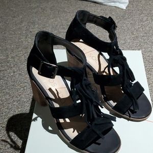 Sole Society Delilah Black Suede Ankle Shoes.